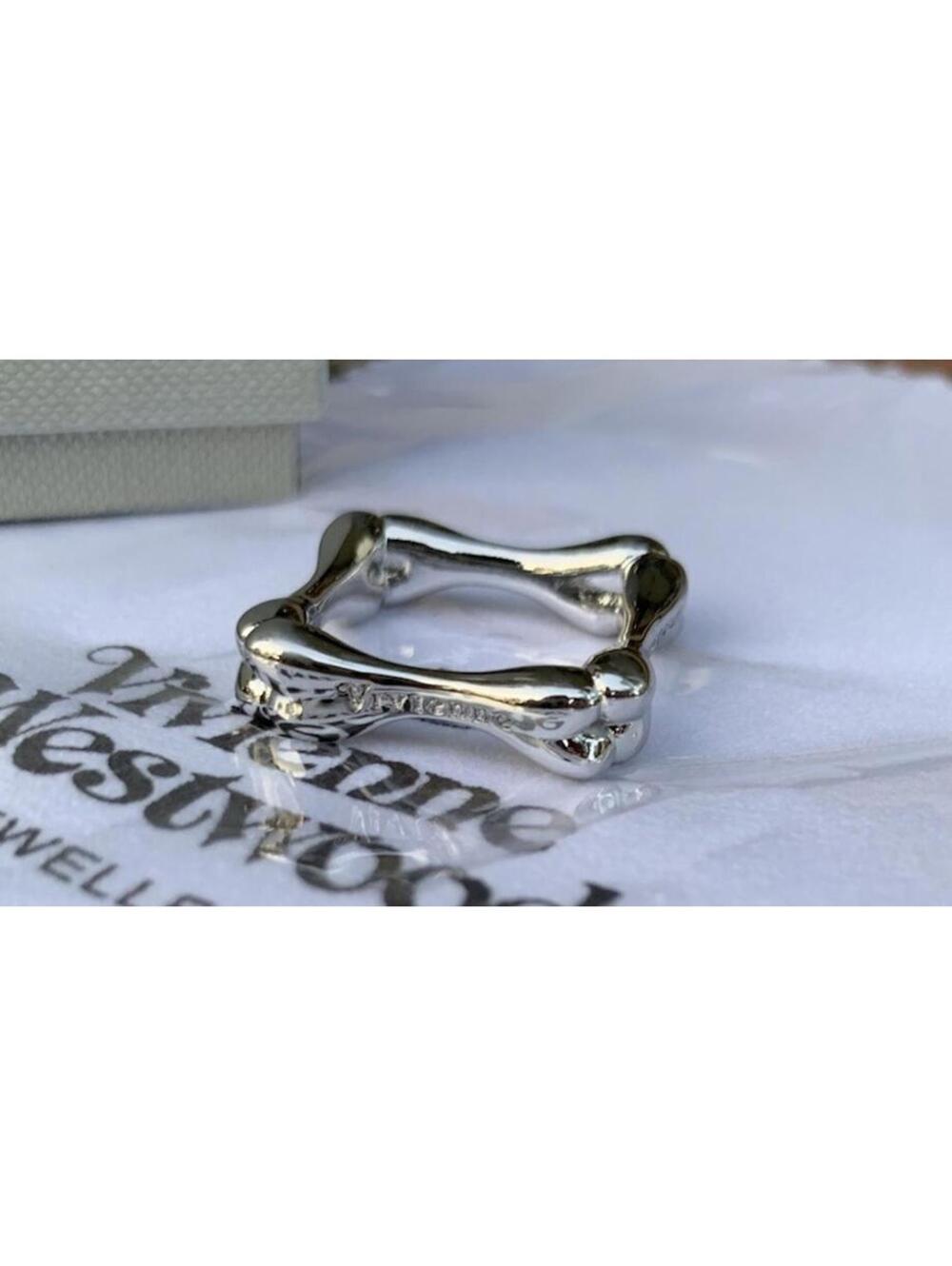 VIVIENNE WESTWOOD silver Square Punk Bones Bone Ring Rings Size M Size 7 IN BOX